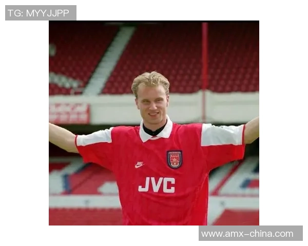 阿森纳足球传奇球星帕尼尼球星卡收藏价值分析与投资潜力探讨